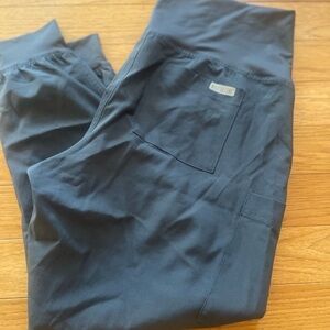 Maternity scrub pants 

Med couture